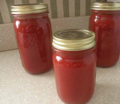 Celebrity Homemade Tomato Sauce Recipe