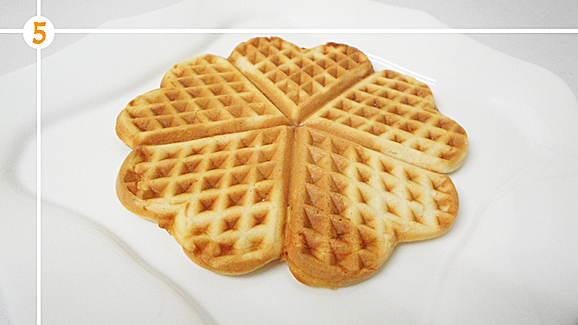 Your waffle is ready for your variations.