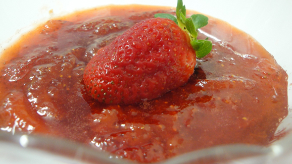 Strawberry sauce