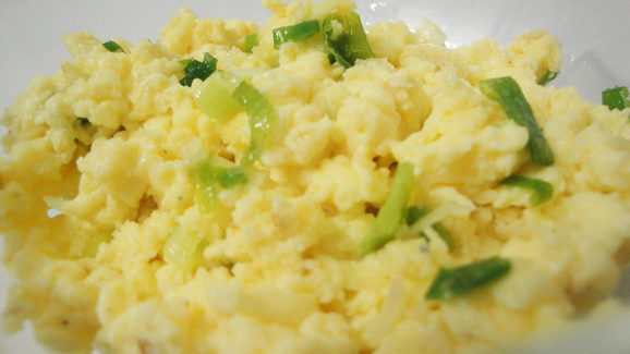 Creamy scrambled eggs